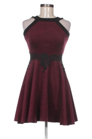Kleid Gossip, Größe M, Farbe Rot, Preis 24,57 €
