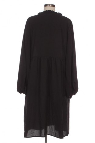 Kleid Guido Maria Kretschmer for About You, Größe 3XL, Farbe Schwarz, Preis € 33,99