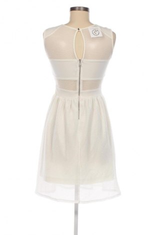 Φόρεμα Guy Laroche, Μέγεθος S, Χρώμα Εκρού, Τιμή 66,00 €