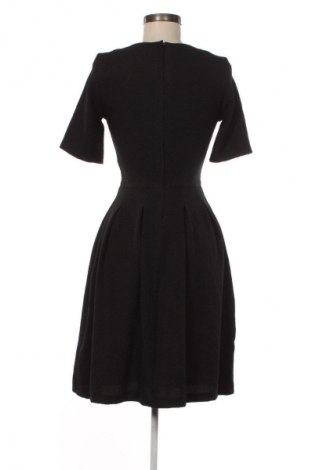 Rochie H&M, Mărime S, Culoare Negru, Preț 94,99 Lei