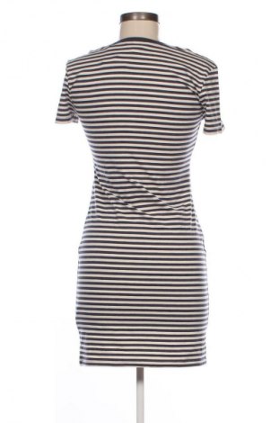 Rochie H&M, Mărime S, Culoare Multicolor, Preț 94,99 Lei