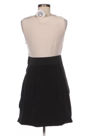 Rochie H&M, Mărime M, Culoare Multicolor, Preț 94,99 Lei