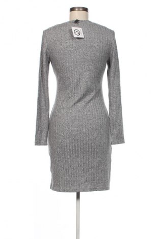 Sukienka H&M Divided, Rozmiar L, Kolor Szary, Cena 38,99 zł