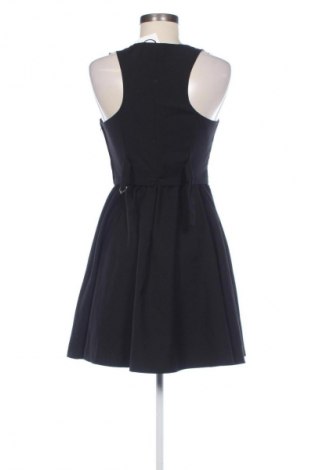 Šaty  H&M Divided, Velikost M, Barva Černá, Cena  269,00 Kč