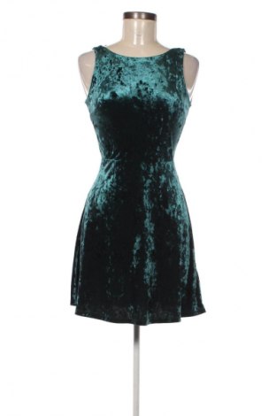 Рокля H&M Divided, Размер S, Цвят Зелен, Цена 29,99 лв.