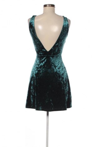 Рокля H&M Divided, Размер S, Цвят Зелен, Цена 29,99 лв.