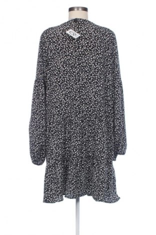 Рокля H&M Divided, Размер L, Цвят Многоцветен, Цена 29,00 лв.