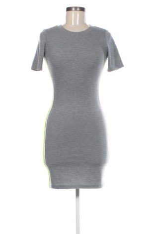 Kleid H&M Divided, Größe S, Farbe Mehrfarbig, Preis 20,99 €