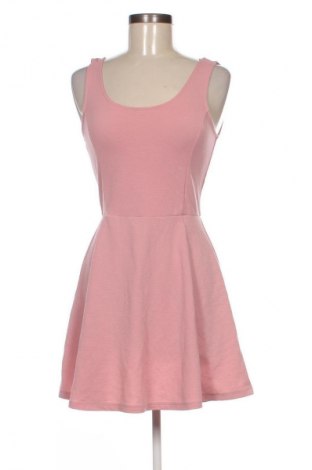 Рокля H&M Divided, Размер M, Цвят Розов, Цена 29,99 лв.