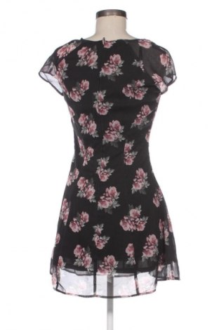 Šaty  H&M Divided, Veľkosť S, Farba Viacfarebná, Cena  15,45 €
