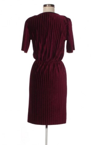 Kleid Jdy, Größe S, Farbe Lila, Preis 20,99 €