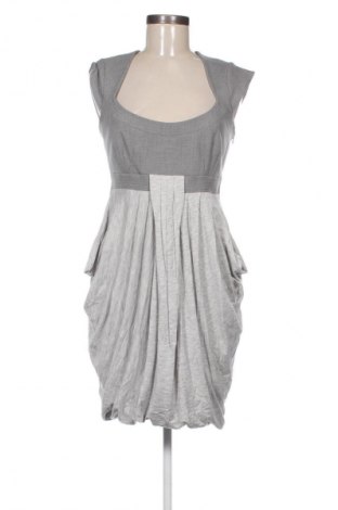 Kleid Karen Millen, Größe M, Farbe Grau, Preis 47,28 €