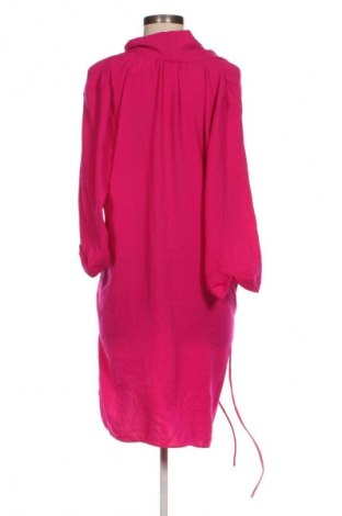 Sukienka Le Chateau, Rozmiar XXL, Kolor Różowy, Cena 268,99 zł