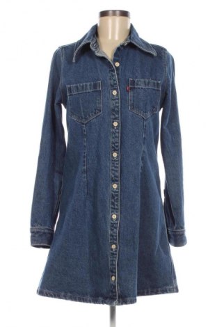 Рокля Levi's, Размер M, Цвят Син, Цена 152,87 лв.