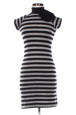 Rochie Lilia, Mărime S, Culoare Multicolor, Preț 122,45 Lei