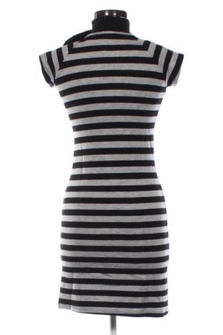 Rochie Lilia, Mărime S, Culoare Multicolor, Preț 122,45 Lei