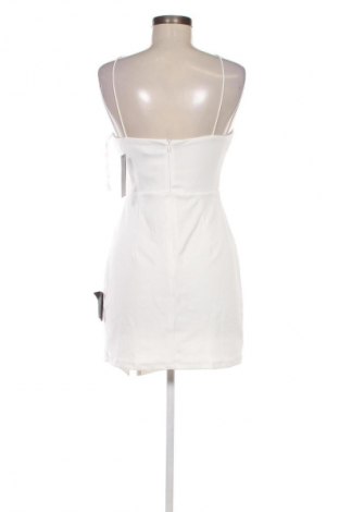 Kleid Lulus, Größe M, Farbe Weiß, Preis 74,99 €