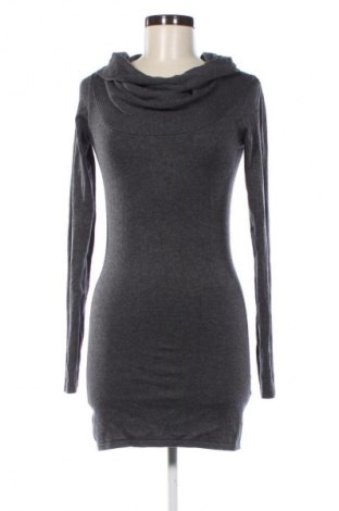 Kleid Madonna, Größe S, Farbe Grau, Preis € 14,83