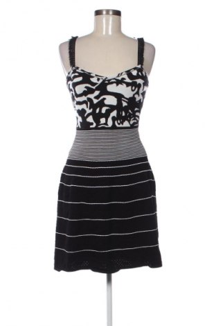 Sukienka Marc Cain, Rozmiar M, Kolor Kolorowy, Cena 674,99 zł