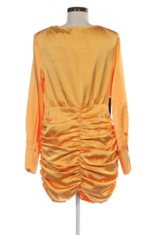 Kleid NA-KD, Größe M, Farbe Gelb, Preis € 97,99