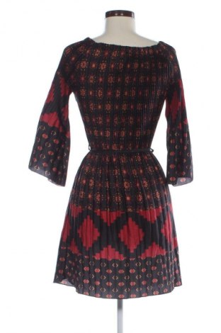 Kleid NEW COLLECTION, Größe M, Farbe Mehrfarbig, Preis 33,99 €
