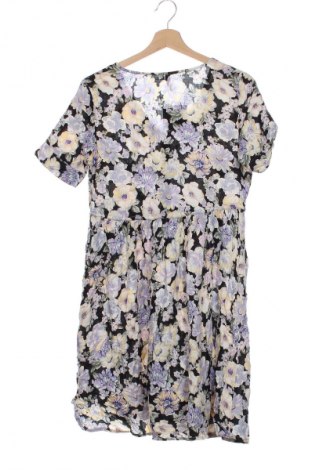 Šaty  Pieces, Velikost XS, Barva Vícebarevné, Cena  329,00 Kč