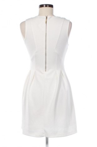 Kleid Pimkie, Größe M, Farbe Weiß, Preis 20,99 €