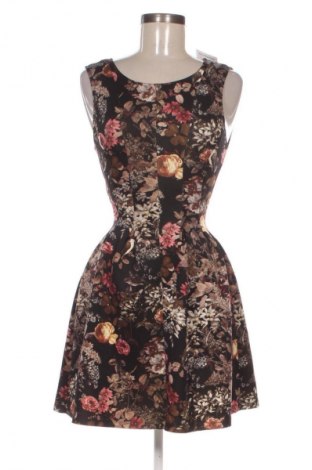 Sukienka Pull&Bear, Rozmiar S, Kolor Kolorowy, Cena 95,99 zł