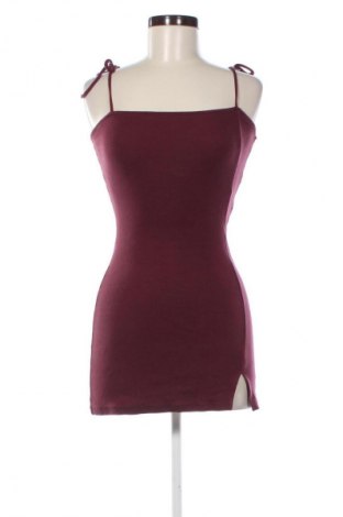 Sukienka Pull&Bear, Rozmiar S, Kolor Czerwony, Cena 67,99 zł