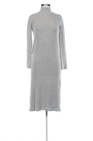 Šaty  Pull&Bear, Veľkosť S, Farba Viacfarebná, Cena  14,83 €