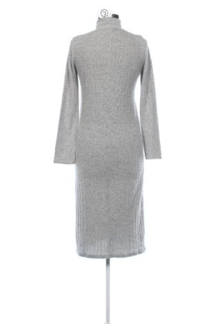 Šaty  Pull&Bear, Veľkosť S, Farba Viacfarebná, Cena  14,83 €