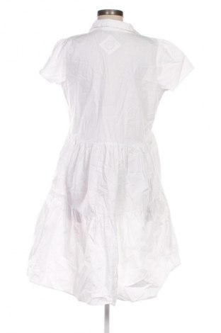 Kleid Reserved, Größe M, Farbe Weiß, Preis 20,99 €