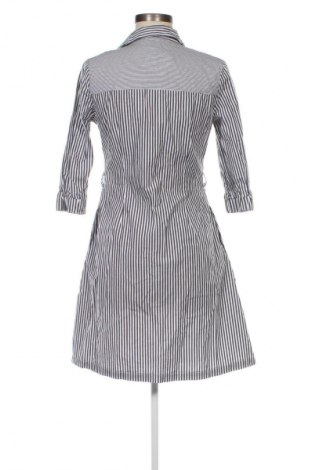 Kleid Reserved, Größe M, Farbe Mehrfarbig, Preis 24,55 €