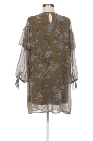 Rochie Reserved, Mărime M, Culoare Multicolor, Preț 73,98 Lei