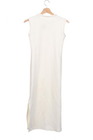 Kleid Reserved, Größe XS, Farbe Weiß, Preis 14,83 €