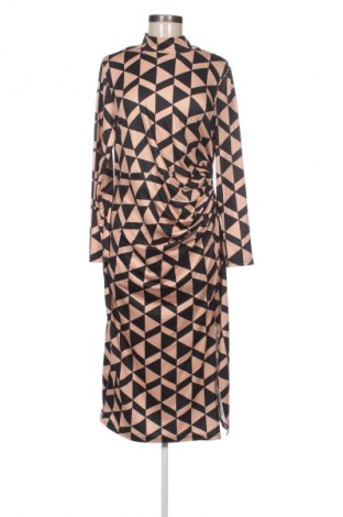 Kleid SHEIN, Größe XL, Farbe Mehrfarbig, Preis 14,84 €