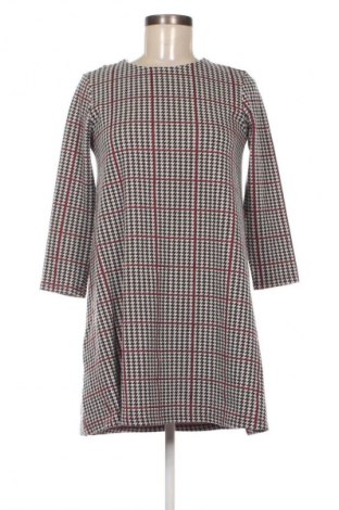 Kleid Stradivarius, Größe S, Farbe Mehrfarbig, Preis 8,99 €