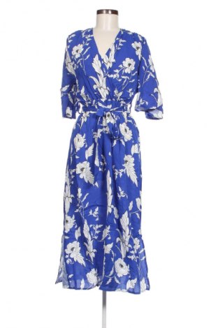 Kleid Trendyol, Größe L, Farbe Mehrfarbig, Preis 61,12 €
