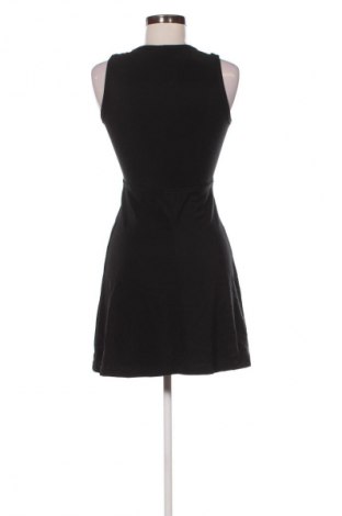Φόρεμα VIC, Μέγεθος M, Χρώμα Μαύρο, Τιμή 83,99 €