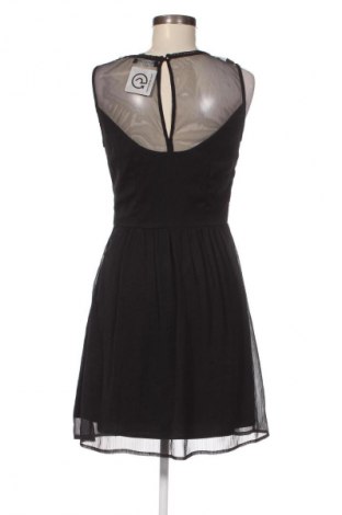 Kleid VILA, Größe M, Farbe Schwarz, Preis 13,99 €