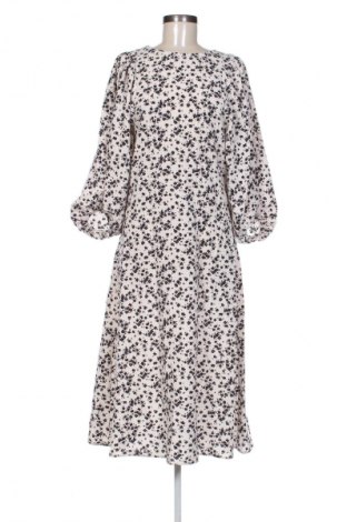 Kleid VILA, Größe M, Farbe Mehrfarbig, Preis € 17,39