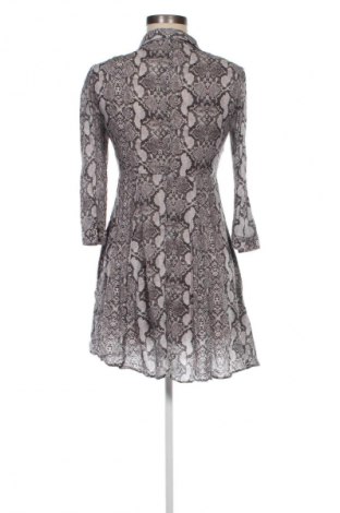 Kleid Zara, Größe M, Farbe Mehrfarbig, Preis 17,44 €