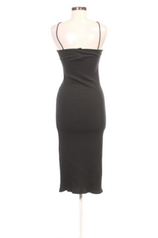Rochie Zara, Mărime M, Culoare Negru, Preț 110,99 Lei