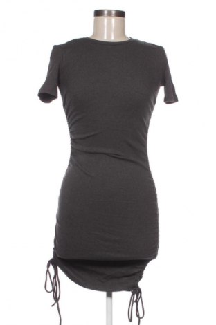 Rochie Zara, Mărime S, Culoare Gri, Preț 88,99 Lei