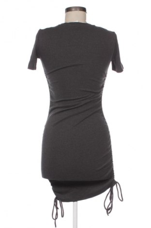 Rochie Zara, Mărime S, Culoare Gri, Preț 88,99 Lei