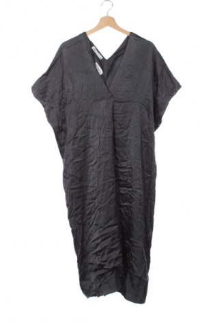 Kleid Zara, Größe XS, Farbe Grau, Preis € 23,99