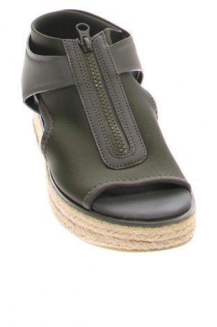 Sandale DKNY, Mărime 37, Culoare Verde, Preț 244,90 Lei