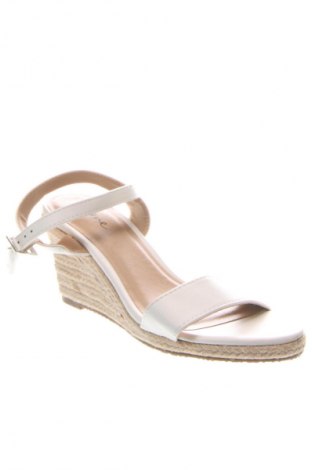 Sandale Unbranded, Mărime 37, Culoare Alb, Preț 127,99 Lei