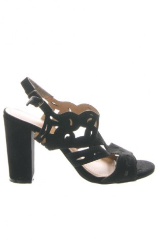 Сандали Zapatos, Размер 40, Цвят Черен, Цена 73,30 лв.