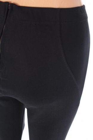 Дамски панталон Peak Performance, Размер S, Цвят Черен, Цена 26,40 лв.